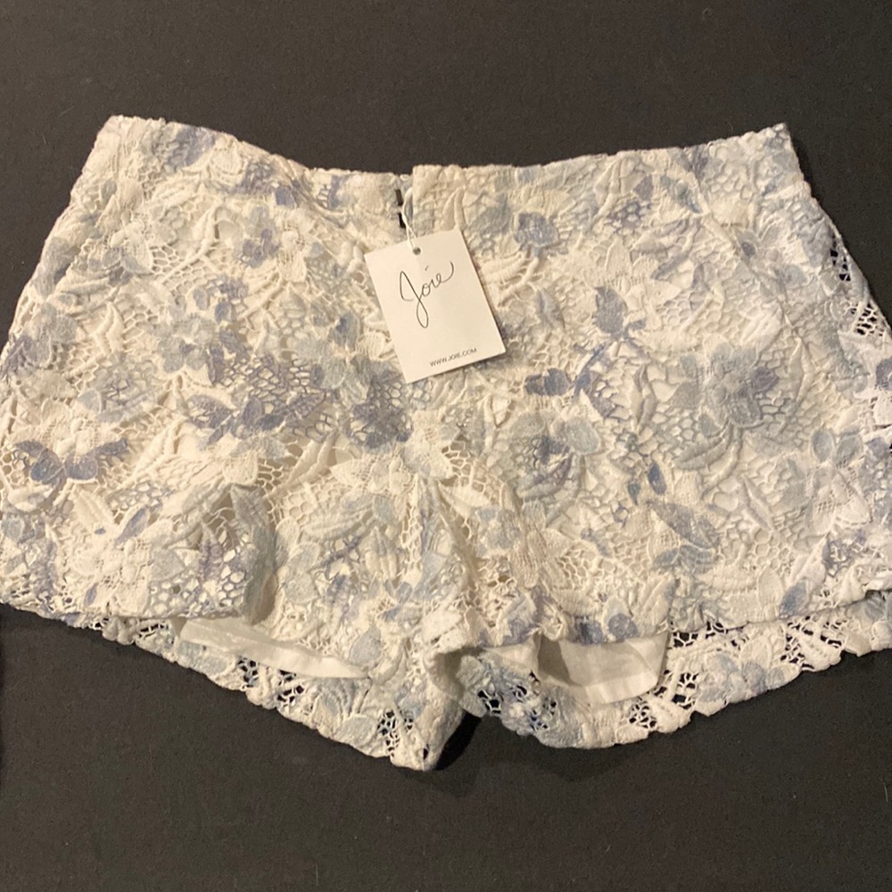 Size 4 brand new baby blue lace short never worn new with tag